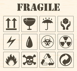 fragile logo set
