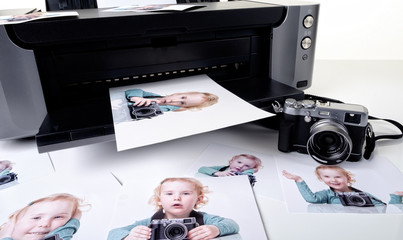 drucker mit bilder und kamera © Superingo