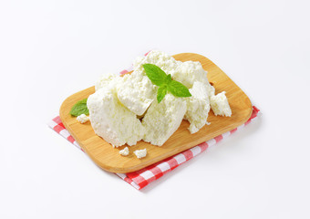 Crumbly white cheese