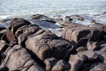 Large boulders on the sea coast