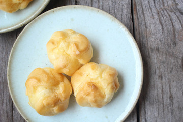  Cream Puffs