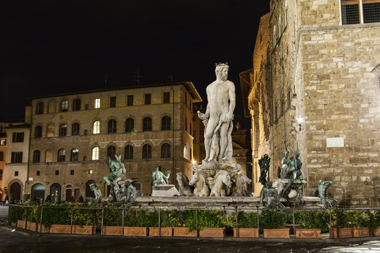 The fountain of Neptune in piazza della Signoria - Florence