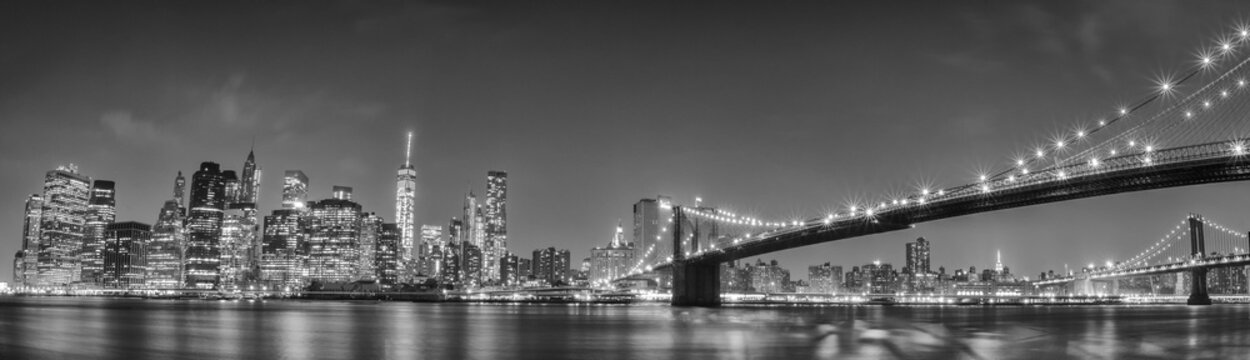 New York manhattan bridge night view