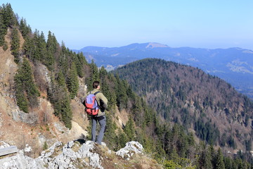 Fototapeta premium Bergwanderer auf Grat