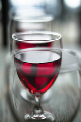 verrre vin dégustation boire alcool gastronomie vin rouge raisi
