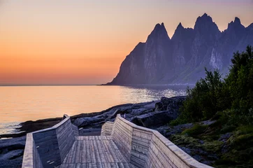 Kissenbezug Sonnenuntergang in Senja, Norwegen © knik