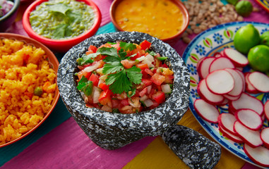 Pico de gallos mexican sauce with rice