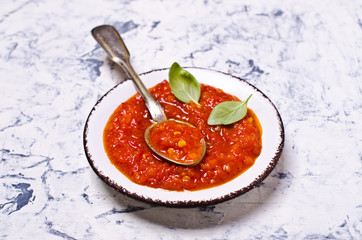 Tomato sauce in the spoon