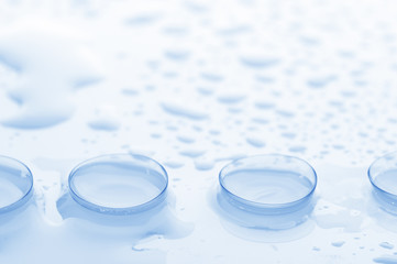 Wet contact lenses