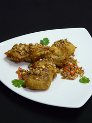 thai food - gai tod kratiem - fried chicken with garlic