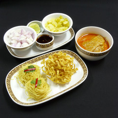 thai food khao soi kai northern-style chicken curried noodles soup 3