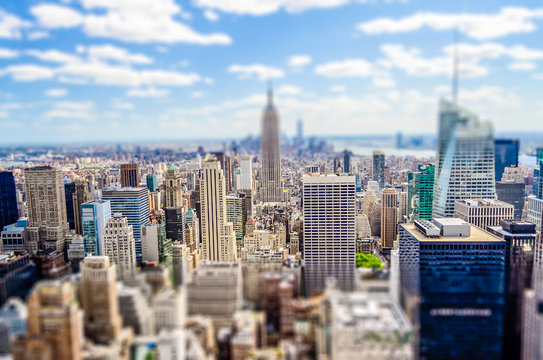 Fototapeta Aerial view of Manhattan skyline. Tilt-shift effect applied