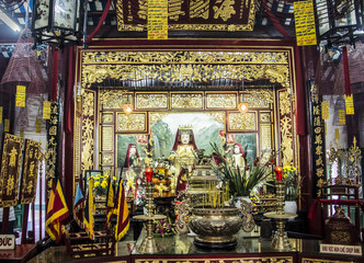 Obraz premium Ołtarz w auli