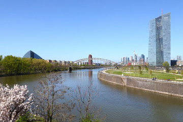 Fototapeta premium Frankfurt am Main, Ostansicht (April 2016)