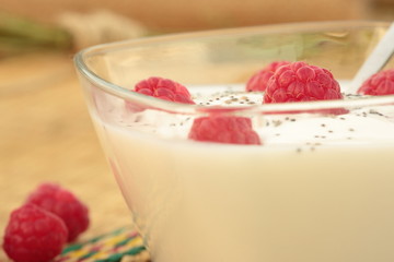 Raspberry yogurt