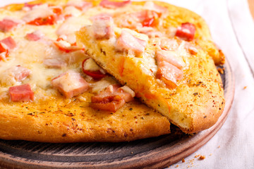 Bacon, herbs and tomato homemade pizza,