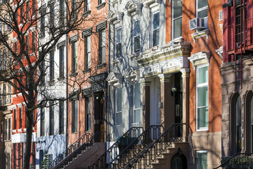 Fototapeta premium Buildings along Tompkins Square Park in New York City