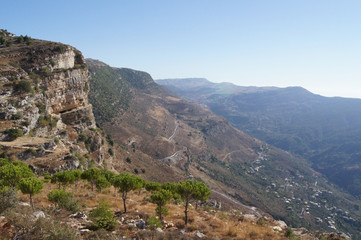 Fototapeta na wymiar Lebanese mountains