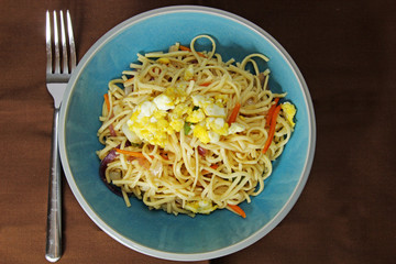 Chow mein with vegetables