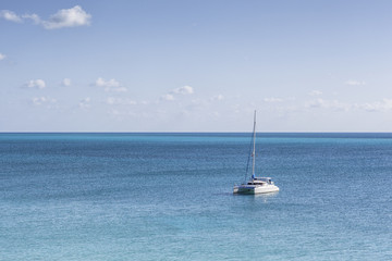 Obraz premium Nice cruise yacht in the Bahamas