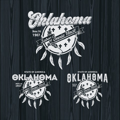 Оклахома, эмблема штата Америки на темном фоне
