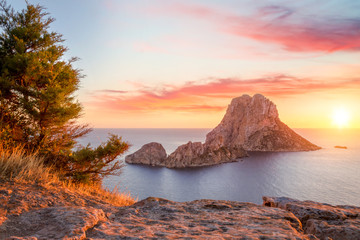 Es Vedra at sunset, Ibiza, Spain - obrazy, fototapety, plakaty