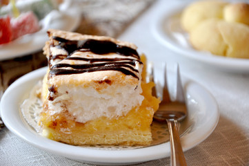 Creamy cake with chocolate