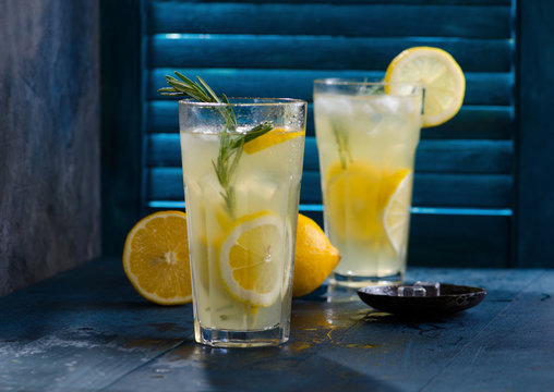 homemade lemonade, summer drink with lemon