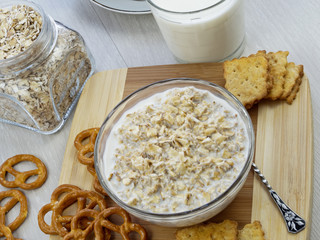 oatmeal with milk and cookies