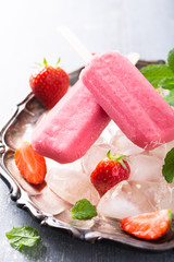 Homemade strawberry popsicles