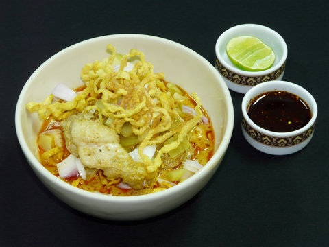 thai food khao soi kai northern-style chicken curried noodles soup 10