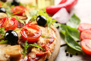 Fototapeta na wymiar Delicious tasty pizza, closeup