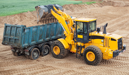 dozer © Alexander Kazharski