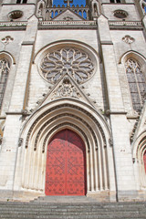 Niort. Le portail de  l'église saint André. Deux Sèvres, Poitou Charentes
