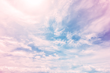 Fototapety  Niebo z pastelowym gradientem