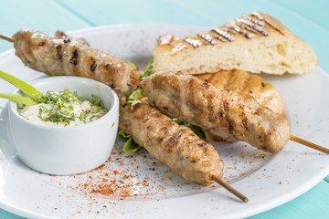 lula kebab serve fresh salad and pita bread