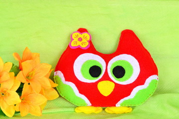 Handmade felt colorful owl. Easy kids crafts