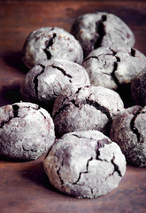 Cracked chocolate shortbread biscuits