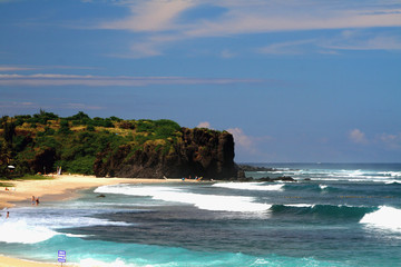 Fototapeta premium Waves on Boucan Canot Beach, Reunion