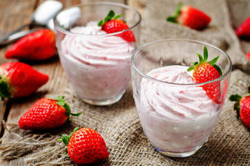 strawberry mousse