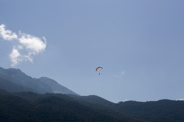Yamaç Paraşütü