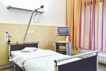 Arzt Krankenhaus Zimmer privat Fernseher