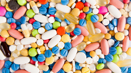 Fototapeta na wymiar Colorful pills