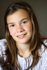 RITRATTO DI GIOVANE RAGAZZA