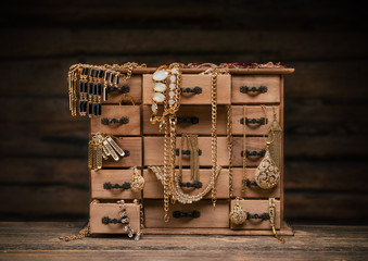 Retro styled jewel box