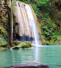 Fototapeta na wymiar arawanwaterfall