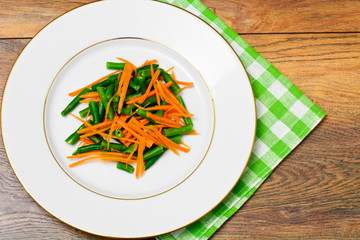 Green Beans with Carrot Salad