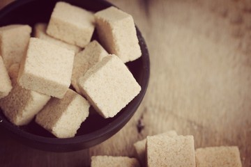brown cane sugar cube