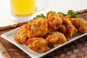 鶏の唐揚げとビール　Fried chicken and beer