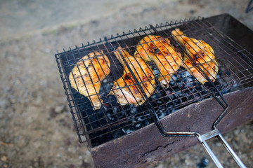 grilling chicken thighs on the grill